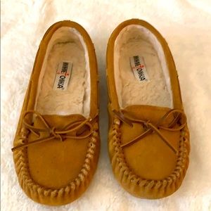 Minnetonka Slippers